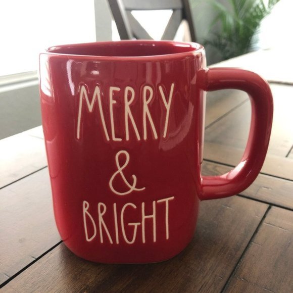 Rae Dunn Christmas mugs set - Picture 2 of 3